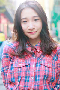 李默群