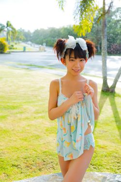 内田理央